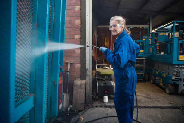 Best Machinery and Equipment Cleaning  in Derby, CT